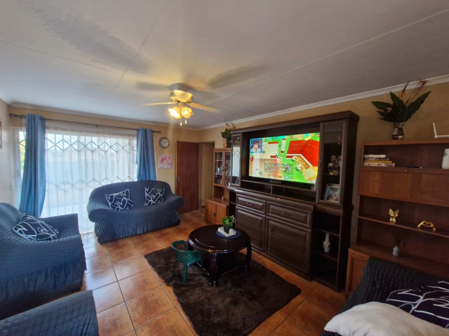 4 Bedroom Property for Sale in Kathu Northern Cape